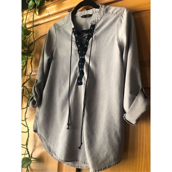 Express Womens Gray Lace Up Front Tassel Long Sleeve Shirt Top Size P/S - Picture 3 of 10
